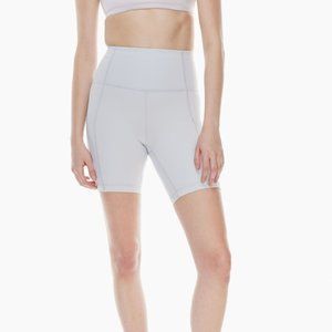 ARITZIA NWT TnAction Trace Hi-Rise 7" Bike Short - Mirror Blue - M
